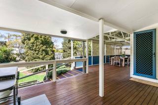 The Blue House on Lake Albert - Meningie - 1