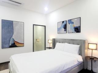 Opal SGP Premium 2-Bed 60m2 by SQuare Living - 2