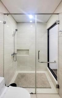 Opal SGP Premium 2-Bed 60m2 by SQuare Living - 5