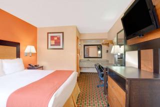 Days Inn by Wyndham Independence - Independence - 1