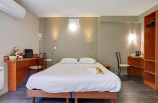Brit Hotel Reims La Pompelle - Reims - 1