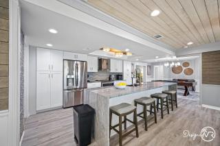 8BR w Heated Pool Waterview - Close to Beach - Largo - 1