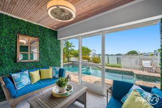 8BR w Heated Pool Waterview - Close to Beach - Largo - 3