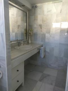 Room near the sea - 8