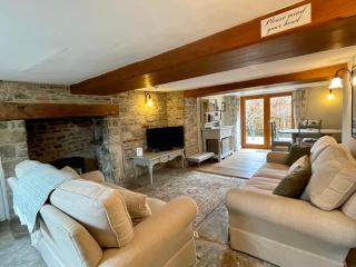 Cotters Pound - Corfe Castle - 3