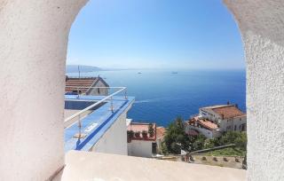 Beautiful Apartment In Raito With Wifi - Albori - 3