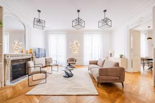 Amazing Apartment # Champs Elysées # Paris 8 # AC - París - 7