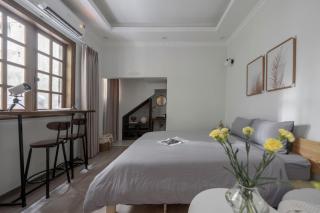 Wine Room# 1BRS#1 min to Hoan Kiem Lake#Balcony#Operahomestay# Netflix - 5