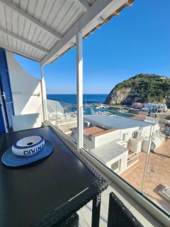 Divina Seaside Suite Ischia - Ischia - 1