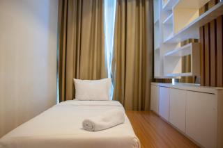 Nice and Cozy 1BR with Extra Room Apartment at Capitol Park Residence By Travelio - Jakarta - 7
