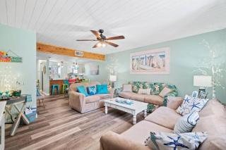 Peek-A-Boo View - Beautiful Townhome - Great Location! - Panama City Beach - 3
