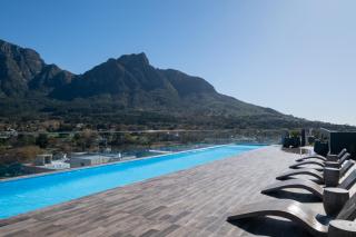 Newlands Peak Southern Cross - Cape Town - 1