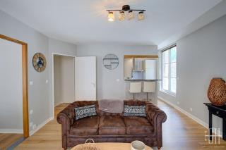 Begonia - Place Plumereau - Tours - 1