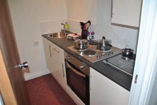 Studio 3, Dedworth Road, Windsor - 3