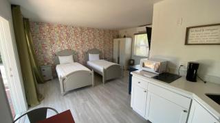 2 Min Walk To The Beach-all Renovated Studio #4 - Fort Lauderdale - 9