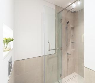 Modern 1 - Bedroom Apartment - 3