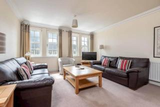 Adamson Court - No 11 - 2