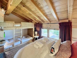 Chalet Cosy à Les Allues · Terrasse · Idéal Familles · Proche Pistes - FR-1-688-73 - 1
