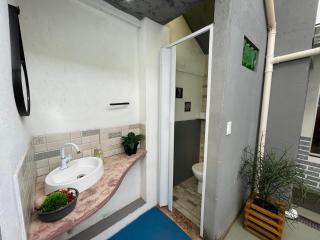 Downtown w 2 suites w AC - 2