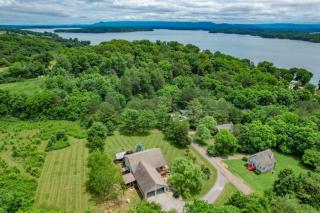 Mountain View Lake House Hot Tub, Home Theater, Game Room, Fire Pit, Pet Friendly - Dandridge - 0