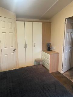 Whitehouse Leisure Park N&V Caravan Hire - 2
