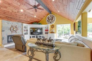 Lake-View Osage Beach Resort Home with Game Room! - Osage Beach - 8