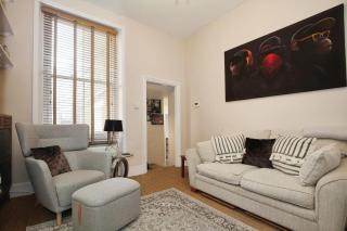 Cozy 2BR Flat Central London Sleeps 3 - Londra - 9