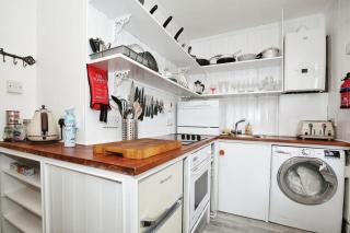 Cozy 2BR Flat Central London Sleeps 3 - Londra - 4