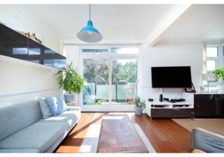 A Charming 1BR apartment in Bromley - 9