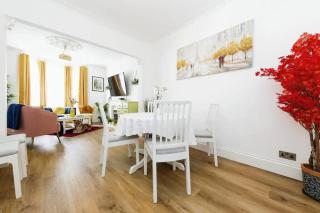Your Chic 3BR Home Comfort and Style in London - Londra - 6
