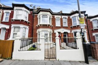 Your Chic 3BR Home Comfort and Style in London - Londra - 8