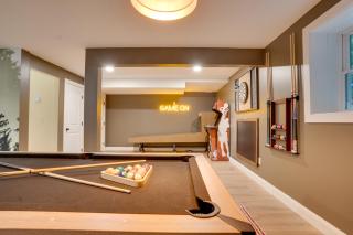 '"Luxury Mountain Getaway'" Sauna, Hot Tub, Massage Chair, Pool Table - Bartlett - 9