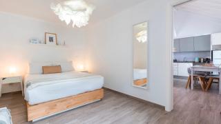 Cozy Retreat with Patio Near Sintra by LovelyStay - Colares - 3