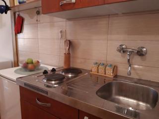 Studio apartment near center - 3