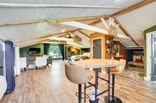 Cozy Altoona Studio with Fire Pit Farm On-Site! - 1