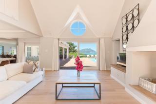 Sublime Five Bed Property In Glorious Setting - Cape Town - 0