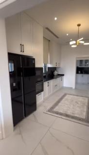 فلل للإقامة العائليةمع كافة المرافق بإطلالة على الشاطئ - Ras al Khaimah - 4