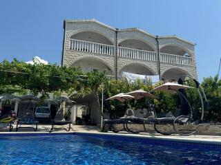 Unforgettable sea view apartments Bakota - 9