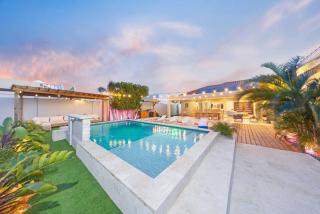 Villa Amara Lux Stay Near Arashi Beach by Lucha - 6