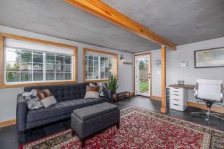 Remodeled Home Fenced Yard Outdoor Fireplace - Seattle - 7