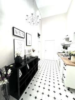 L5 City Centre Elegancy with AC - 1