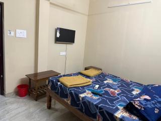 Hotel Royal Blue - Coimbatore - 7