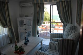Misty Waves Boutique Hotel - 7