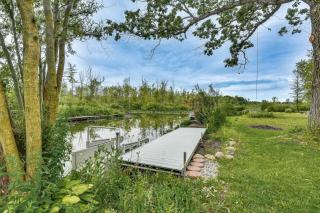Charming Reading Home with Lake Views and Private Dock - - 9