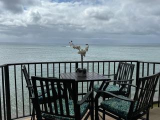Luxury Oceanfront Turtles Sunsets - indigomaui - - Kahana - 3