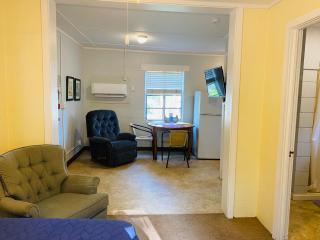 Stegbone's Fish Camp and Resort - Satsuma - 7