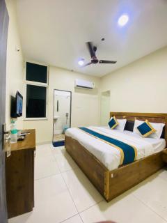 Hotel parthika palace - Indore - 5