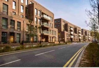 Fabulous 2 Bedroom Apartment - Barking - 1