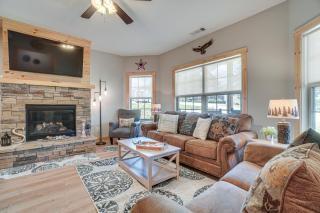 Hot Tub and EV Charger Helen Getaway with Views! - 7