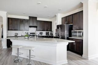 Luxury Home Near Mckinney Falls & Airport - Austin - 9